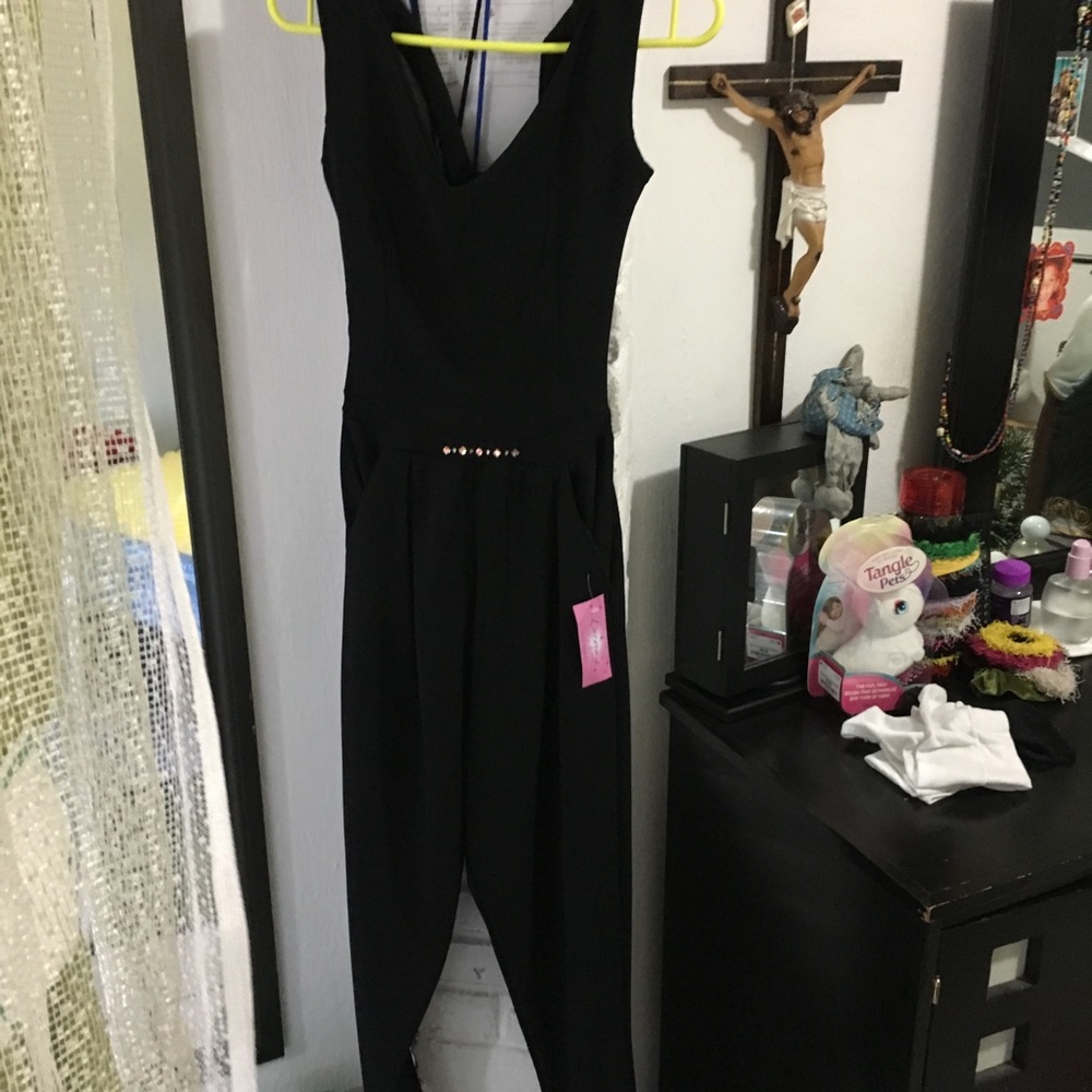 Stunning jumpsuit. NWT